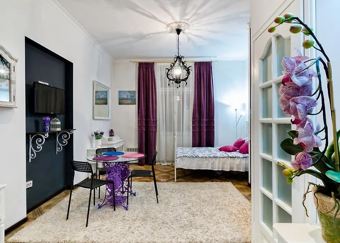 Stylish Near Rynok Square לבוב