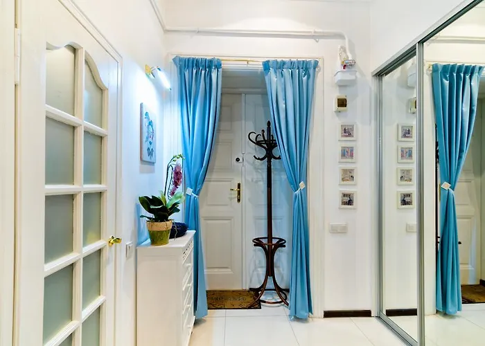 Stylish Near Rynok Square Apartament *